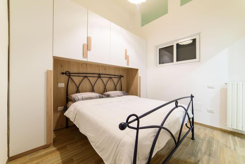 Apartamento Stazione Treni - Wi-Fi & Netflix Cozy Space Salerno Exterior foto